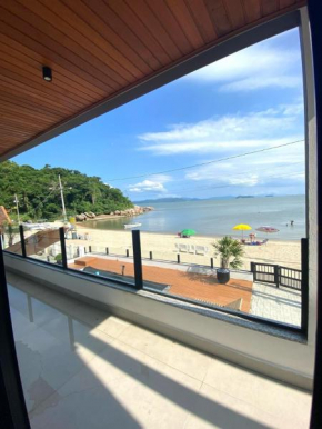 Casa Frente mar Praia Antenor